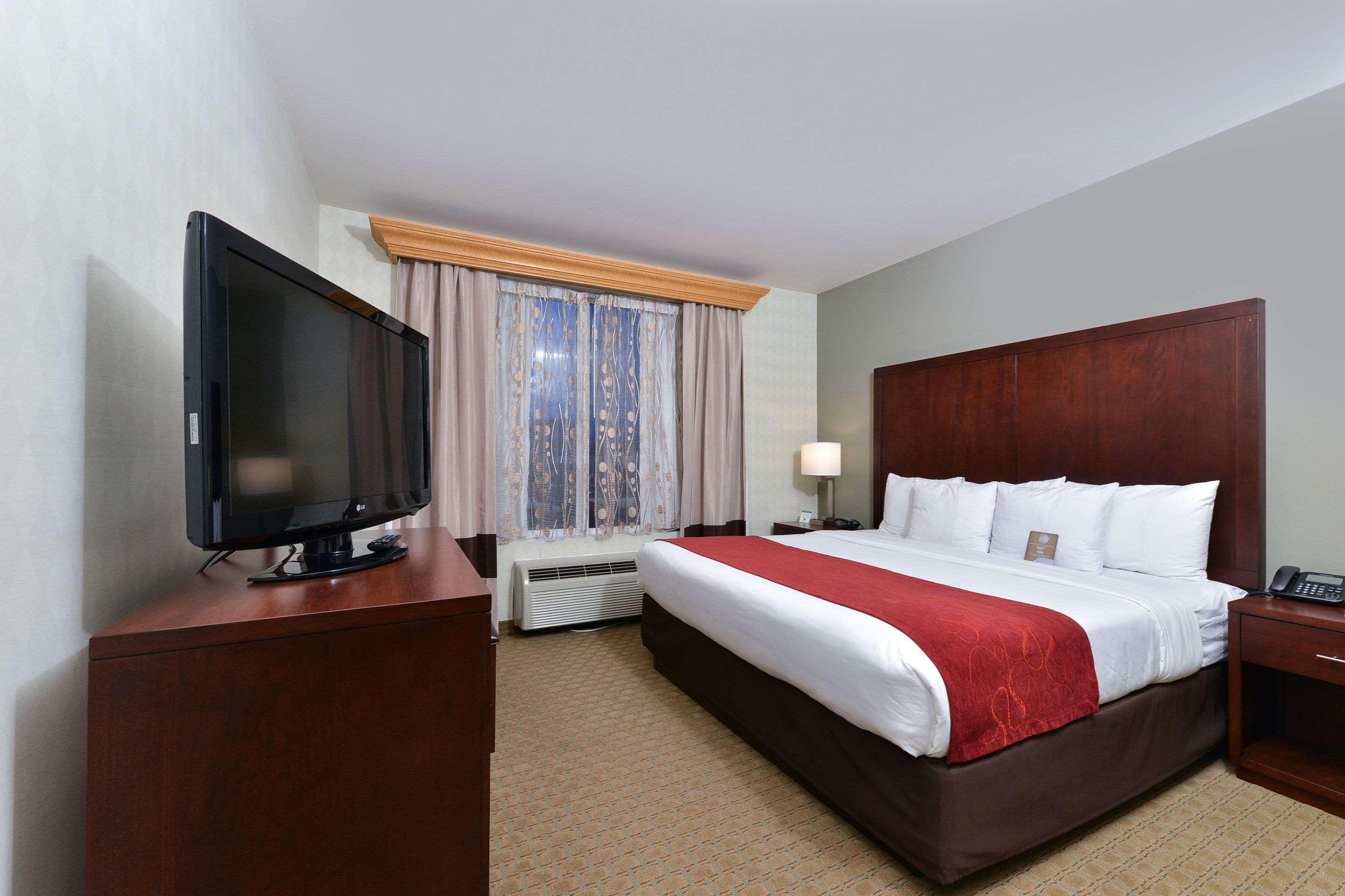 Comfort Suites Airport Tukwila Seattle Экстерьер фото