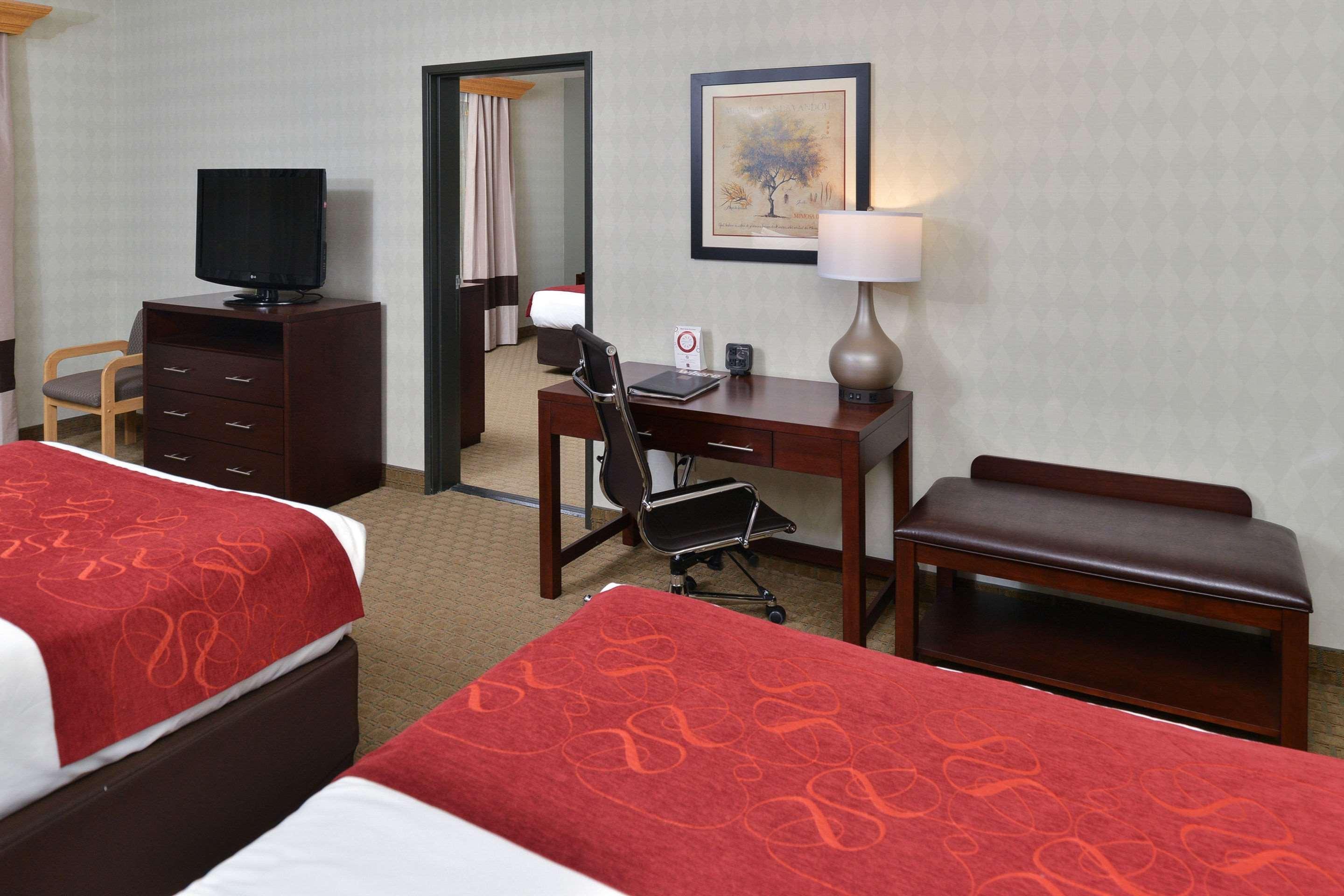 Comfort Suites Airport Tukwila Seattle Экстерьер фото