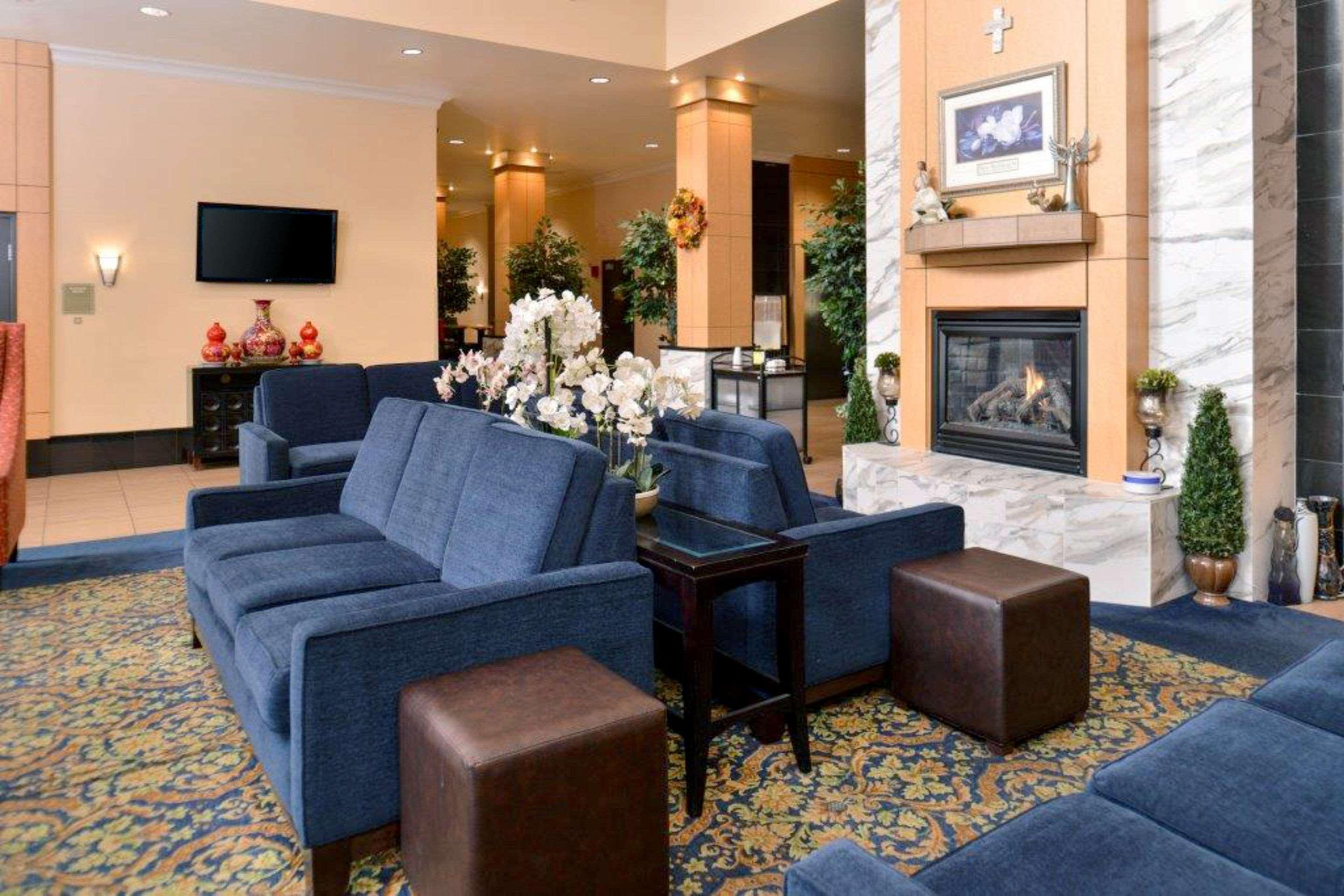 Comfort Suites Airport Tukwila Seattle Экстерьер фото