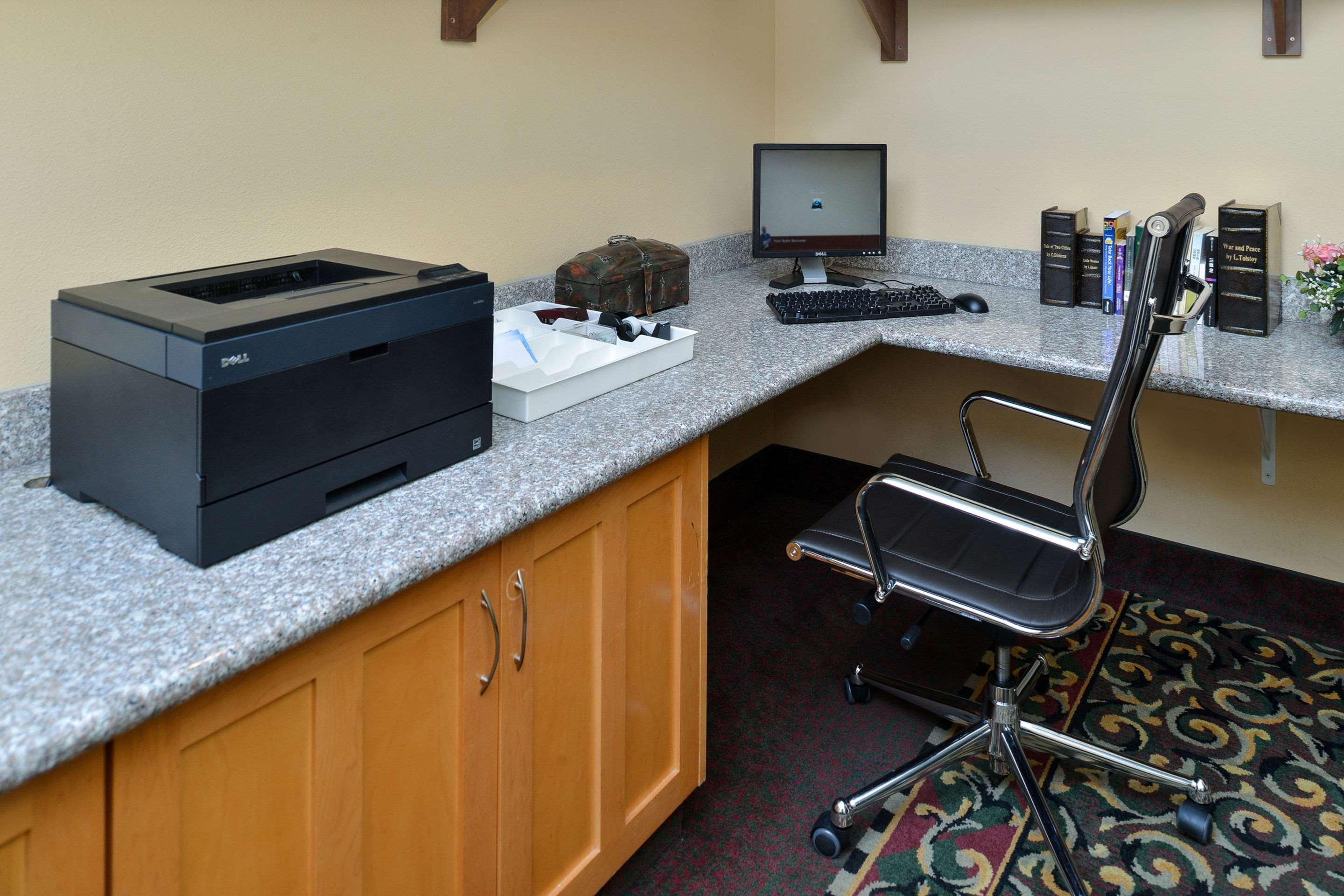 Comfort Suites Airport Tukwila Seattle Экстерьер фото