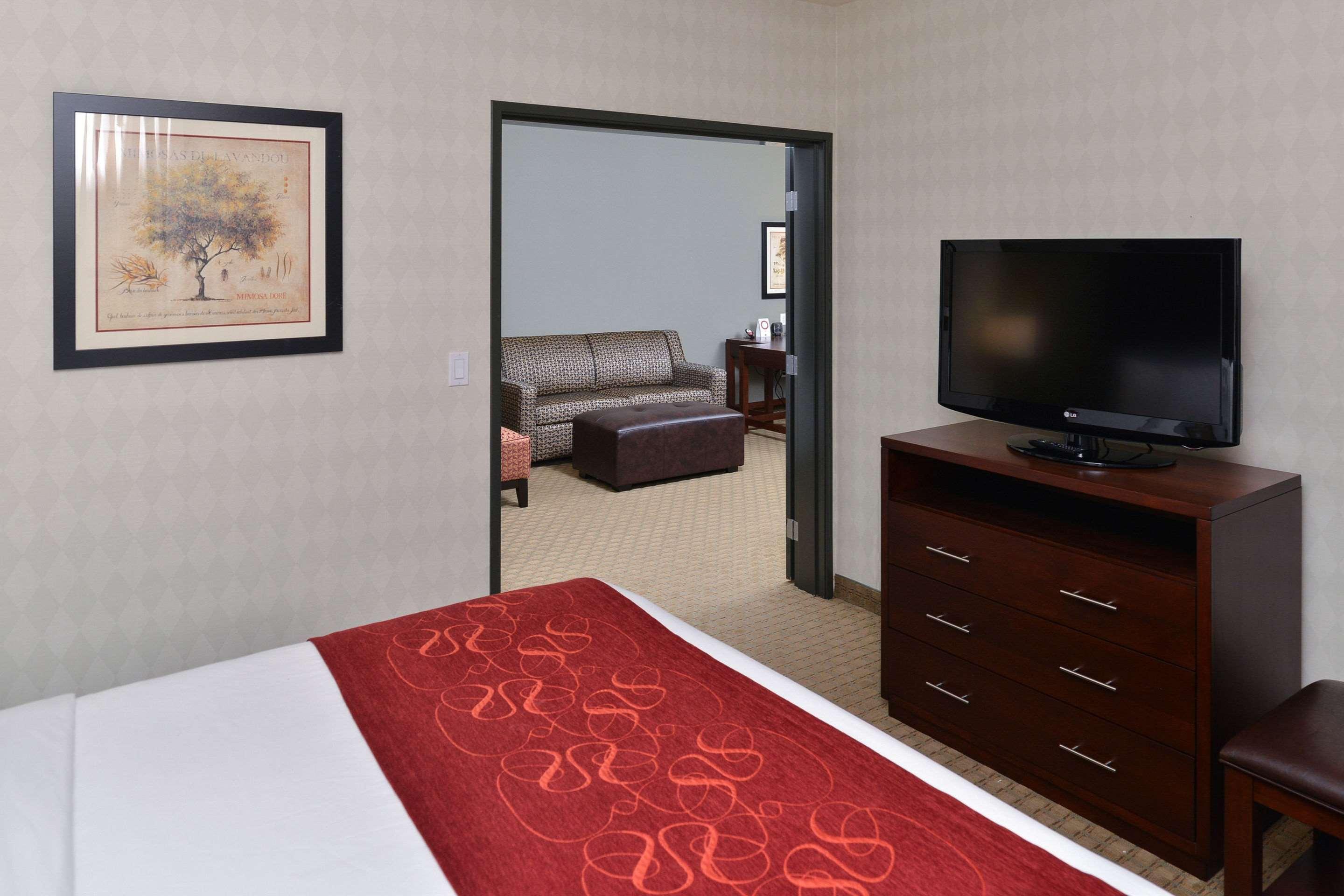 Comfort Suites Airport Tukwila Seattle Экстерьер фото