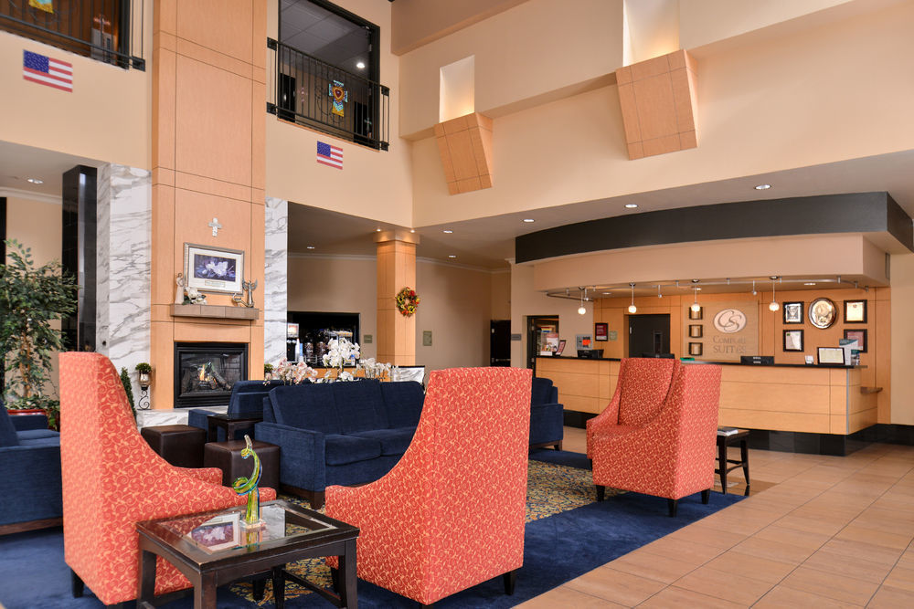 Comfort Suites Airport Tukwila Seattle Экстерьер фото