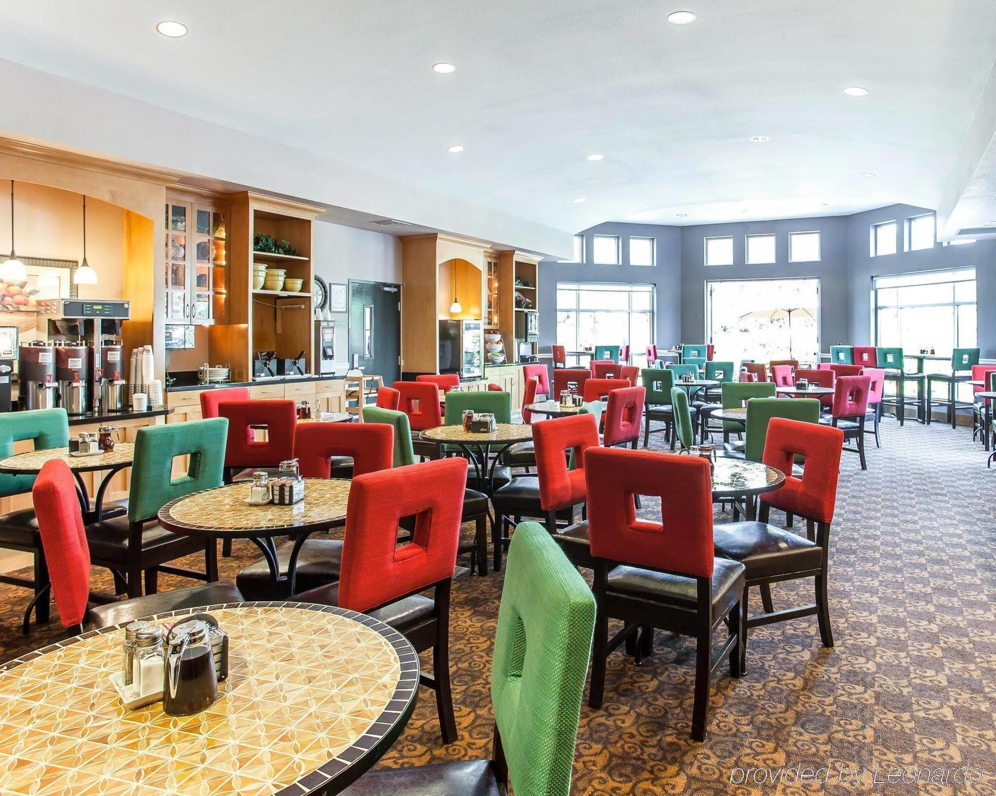 Comfort Suites Airport Tukwila Seattle Экстерьер фото