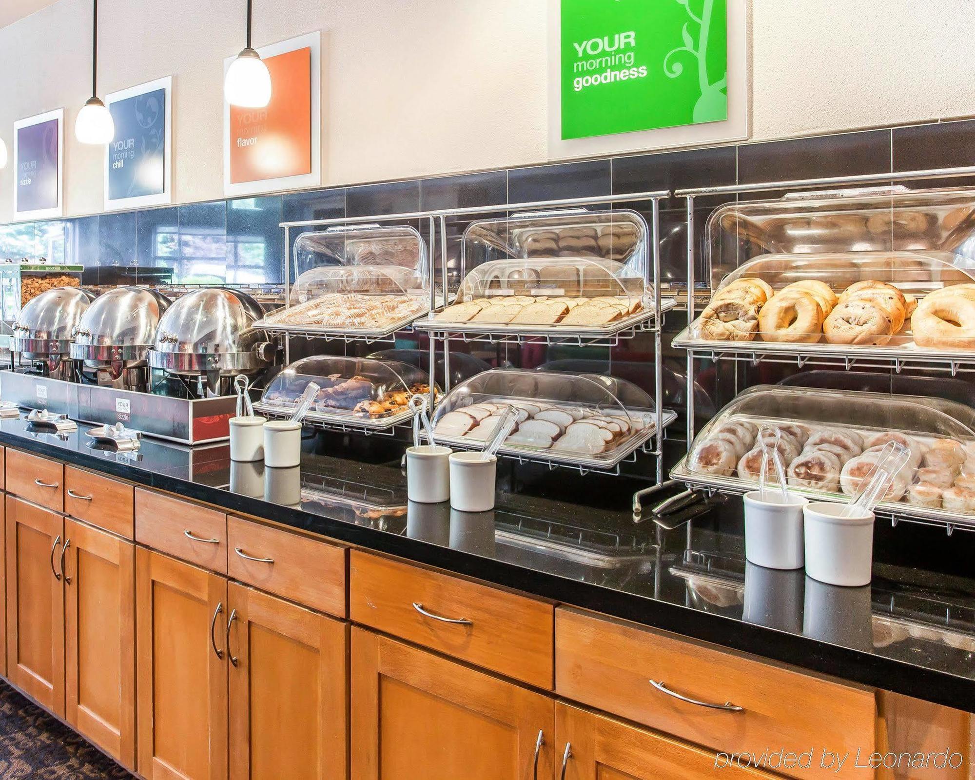 Comfort Suites Airport Tukwila Seattle Экстерьер фото